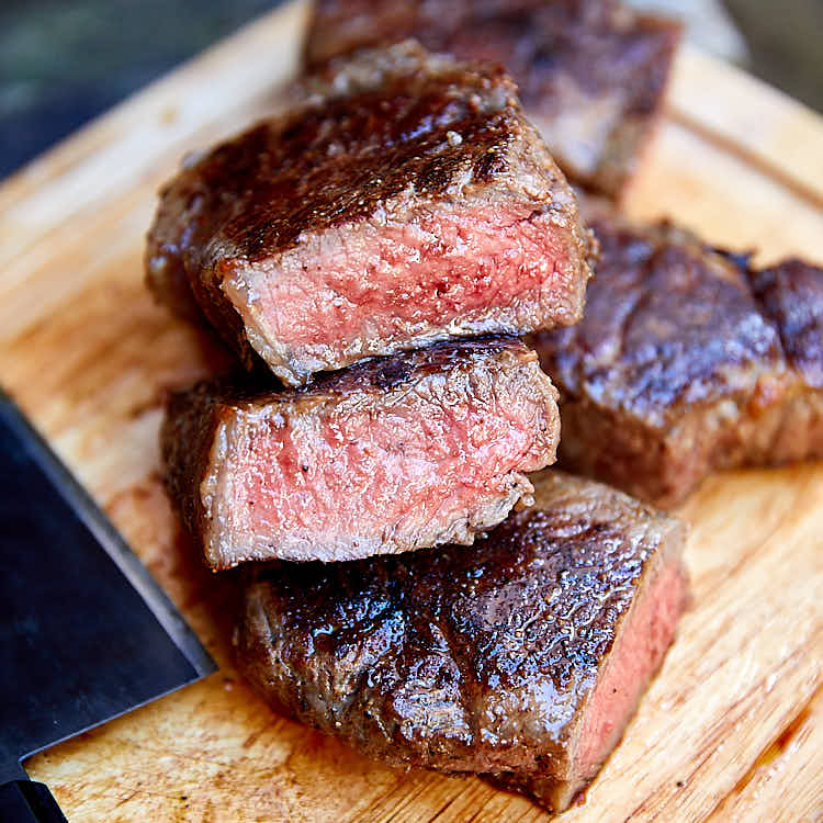 How to Cook a Perfect Steak on the Stove i FOOD Blogger