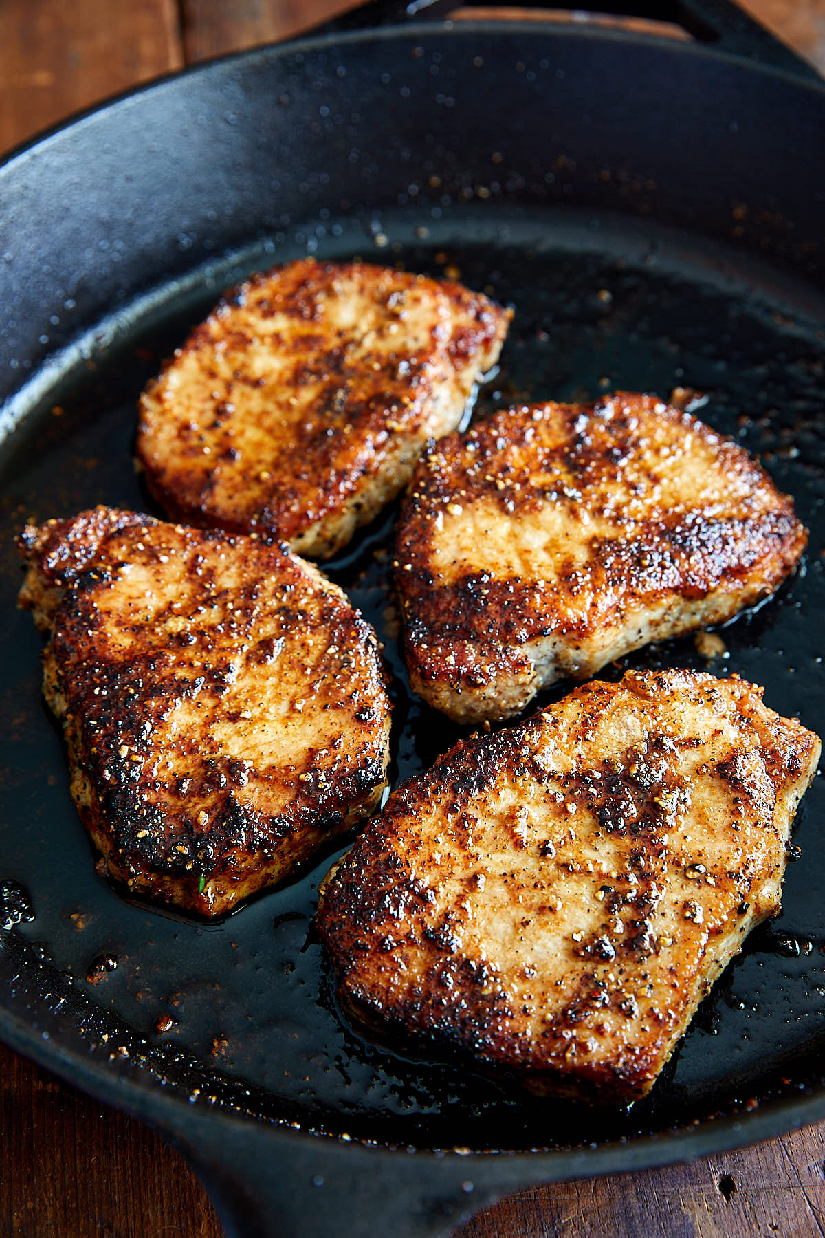 10-minute pan-fried boneless pork chops