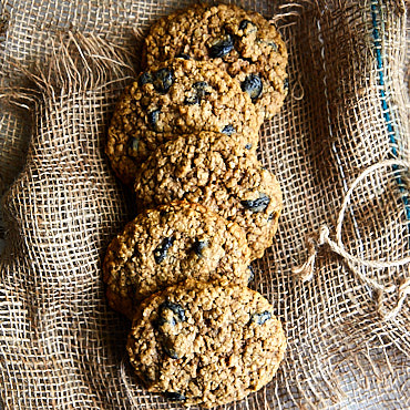 Oatmeal Raisin Cookies