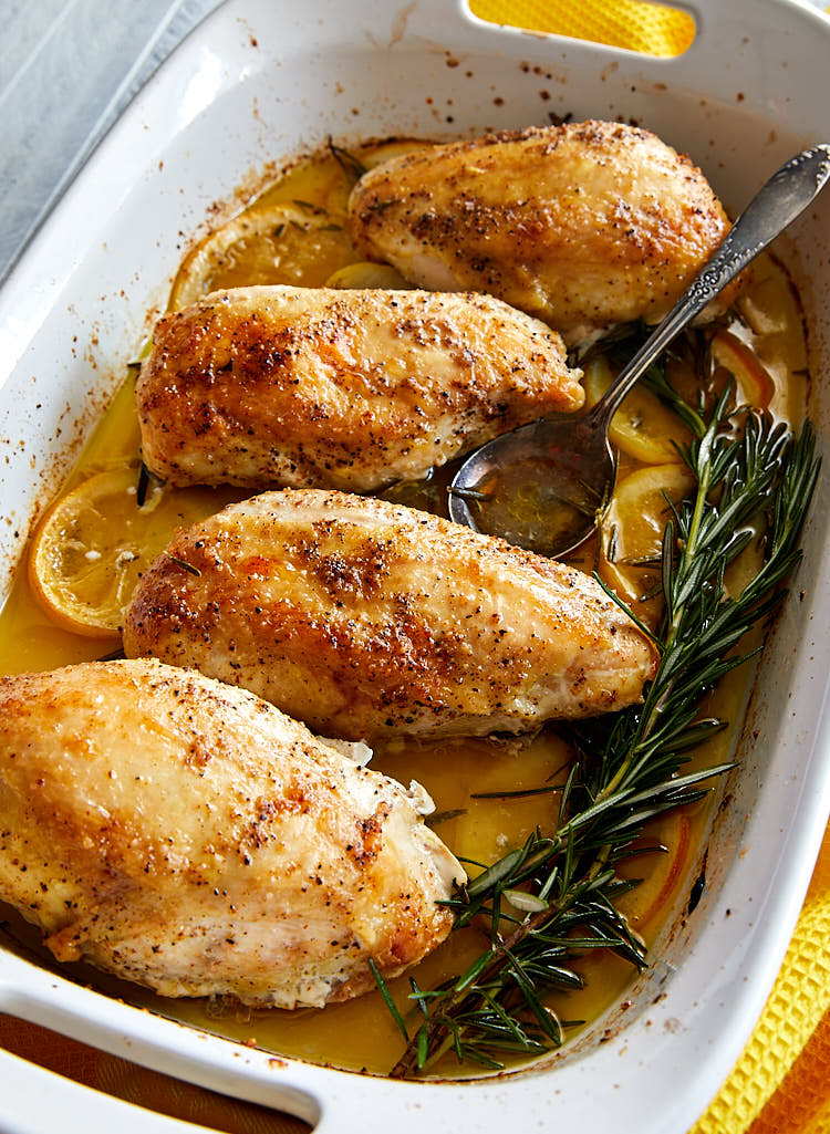Baked Chicken Breast with Lemon and Rosemary - i FOOD Blogger