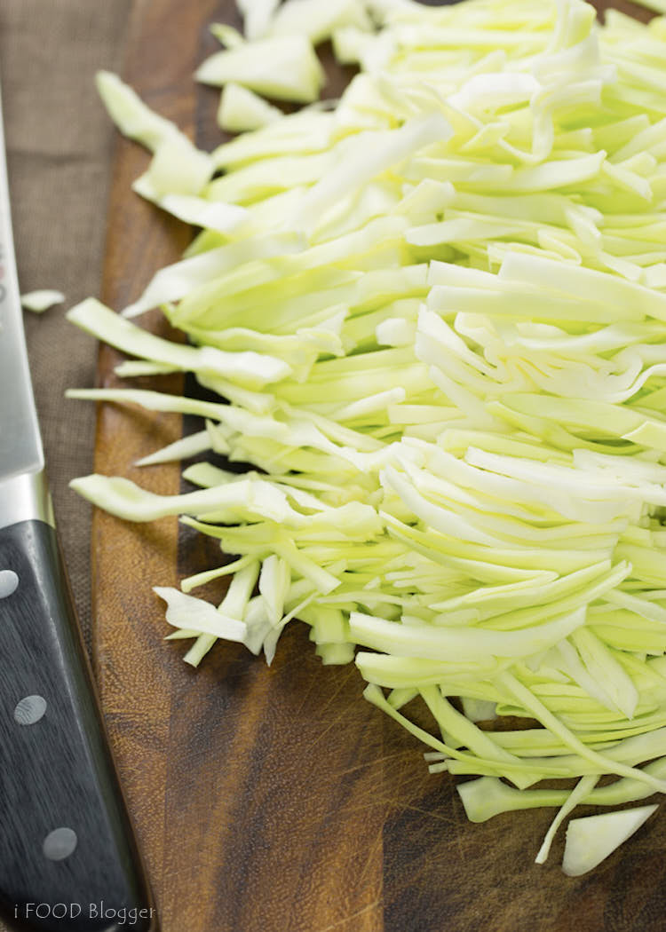 Traditional Ukrainian Borsch - prepping cabbage| ifoodblogger.com