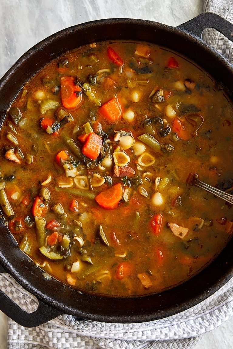 Italian Minestrone Soup (Trieste Style) - i FOOD Blogger