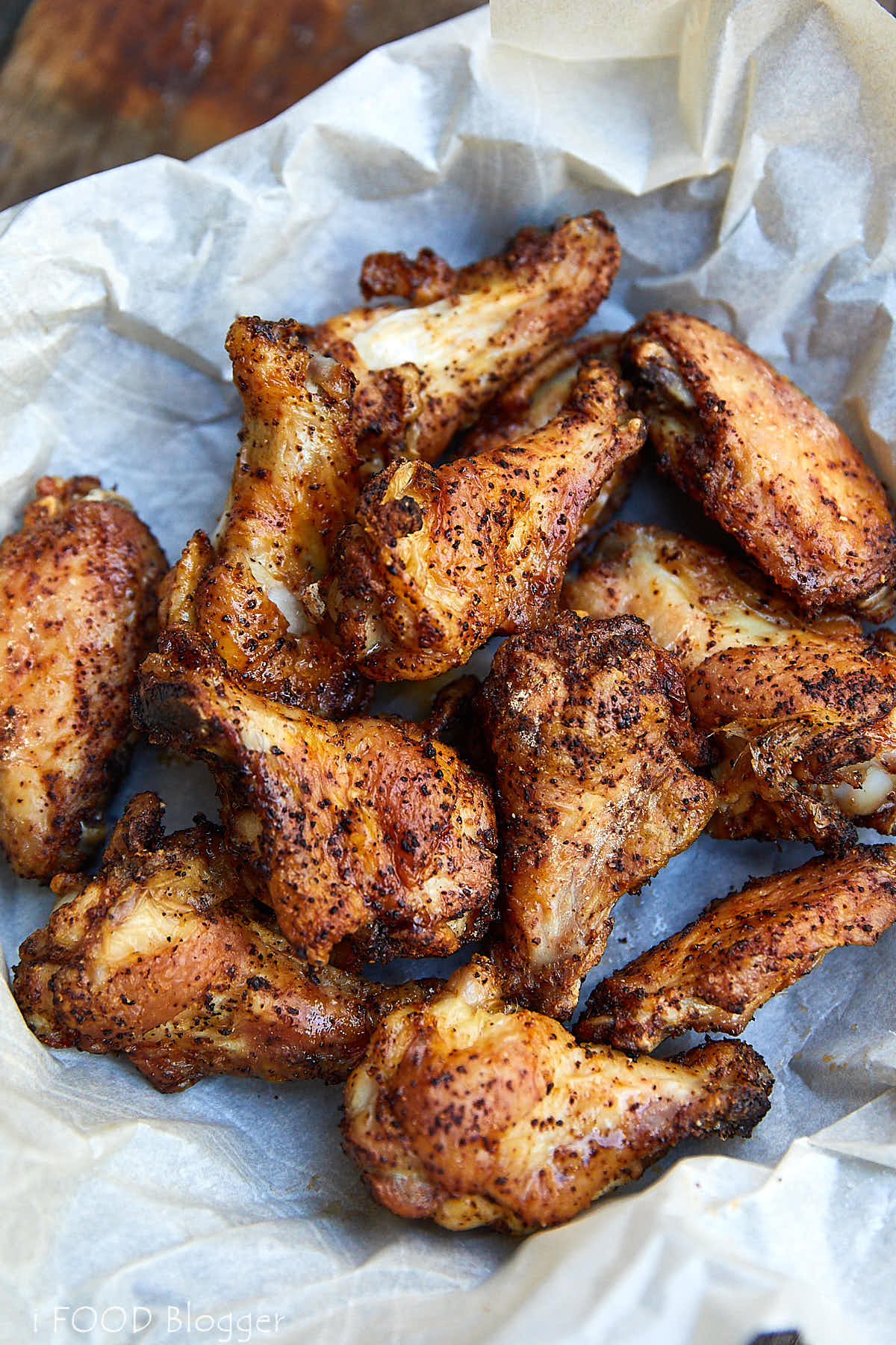 Extra Crispy Air Fryer Chicken Wings - i FOOD Blogger