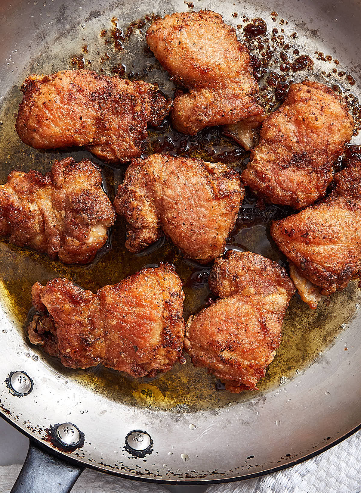 Boneless Skinless Chicken Thighs with Lime-Sesame BBQ Sauce - i FOOD